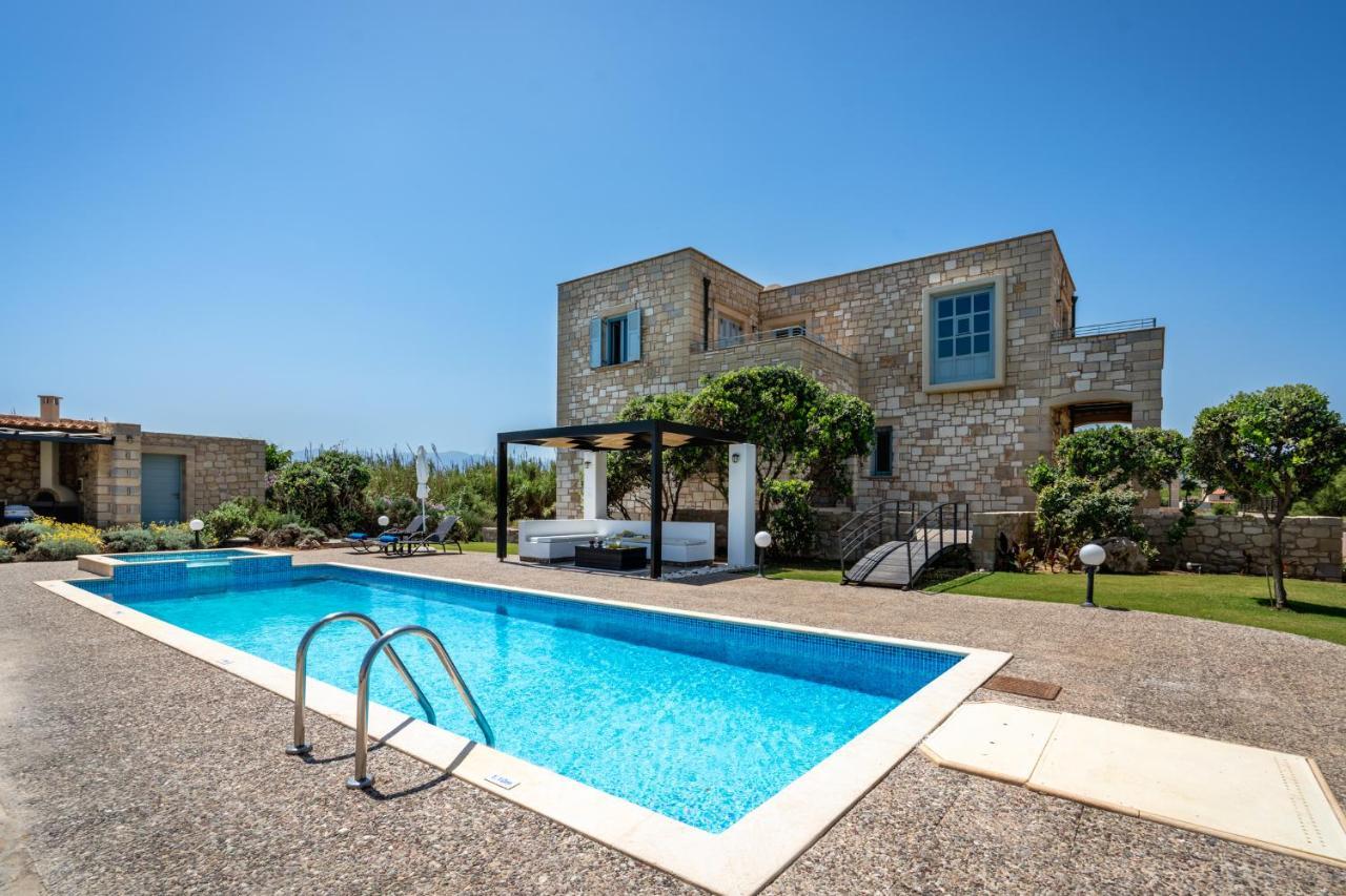 Beachfront Villa Turquoise With Private Pool, Bbq And Ping Pong Table Ханя Екстериор снимка
